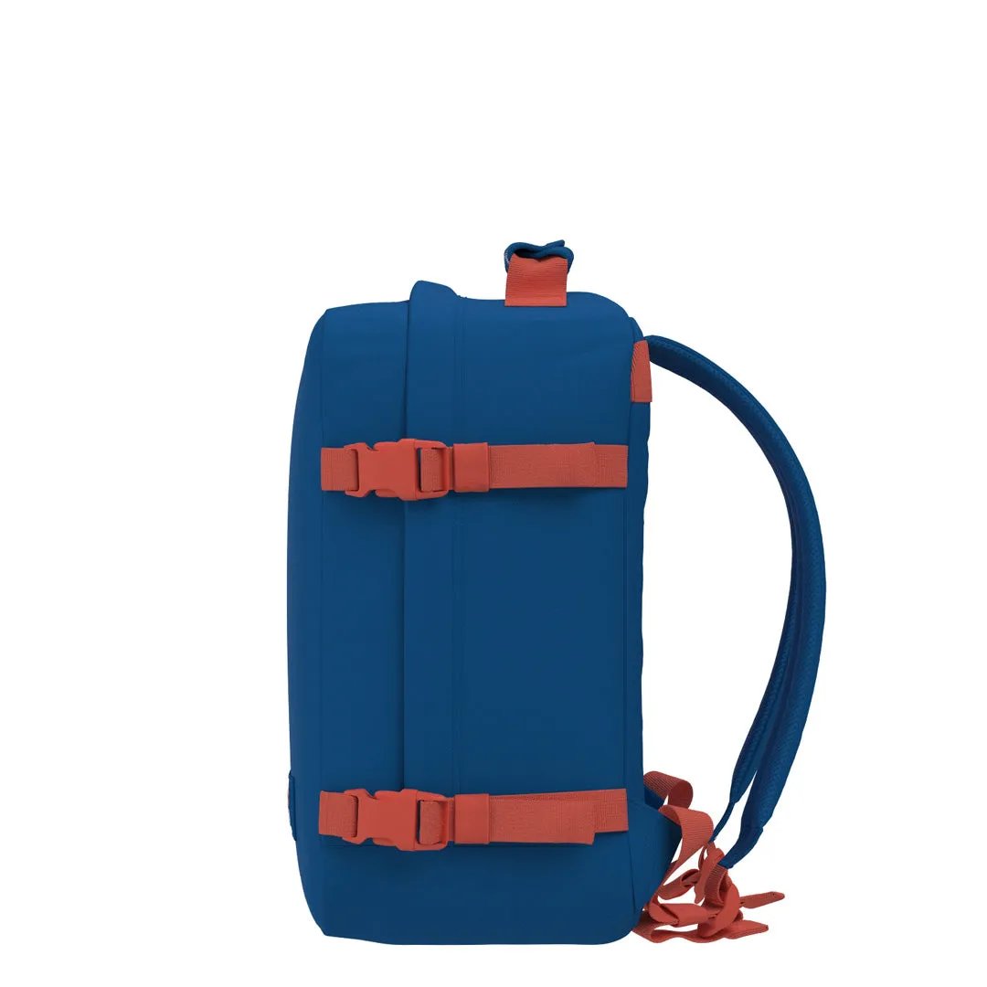 CabinZero Classic 28L (Capri Blue)