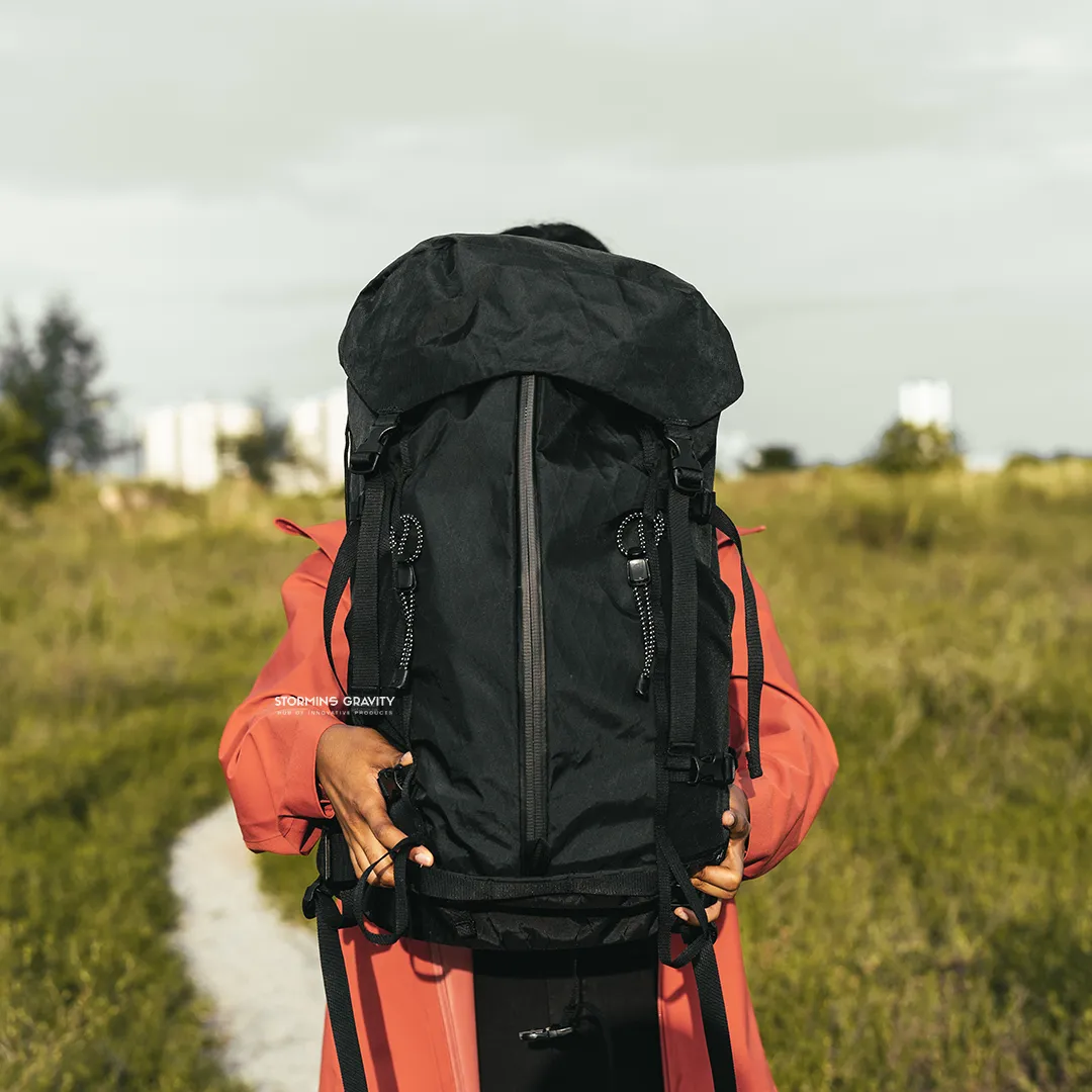 Charlie 25 - Expandable Multi-access laptop backpack
