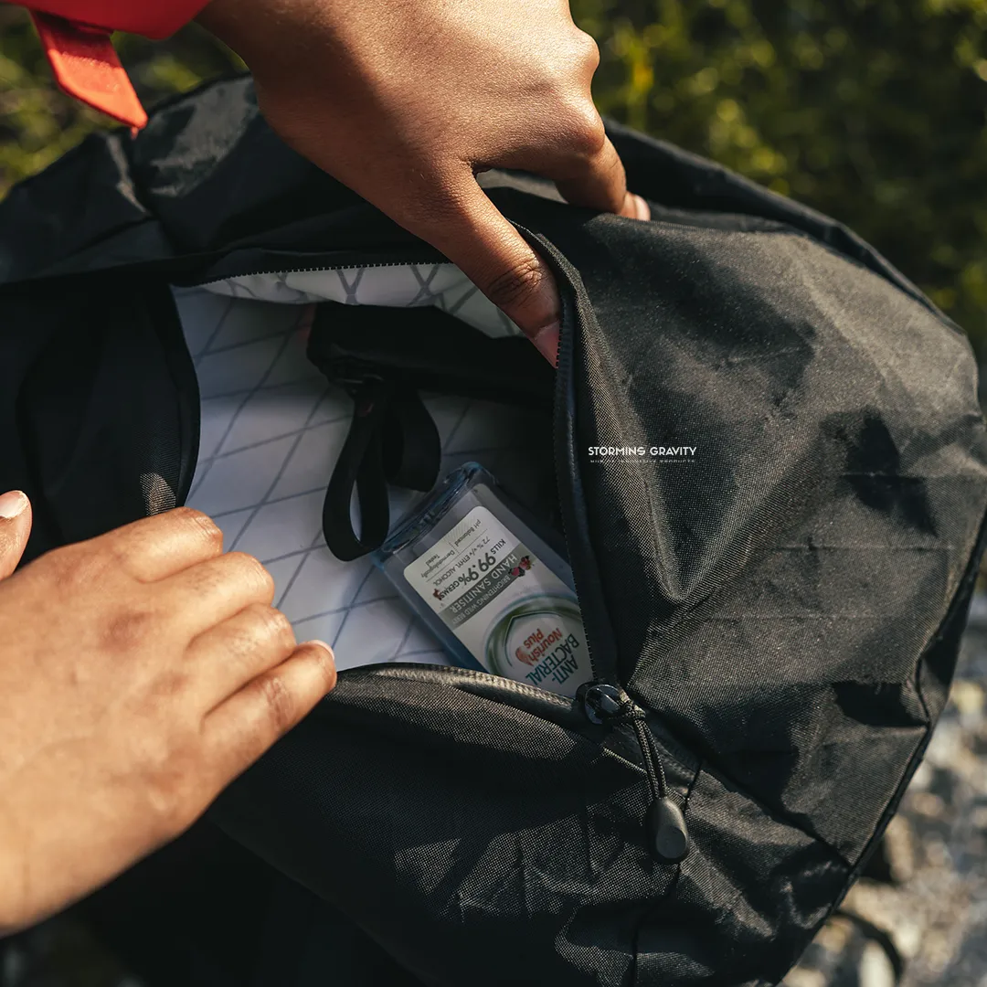 Charlie 25 - Expandable Multi-access laptop backpack