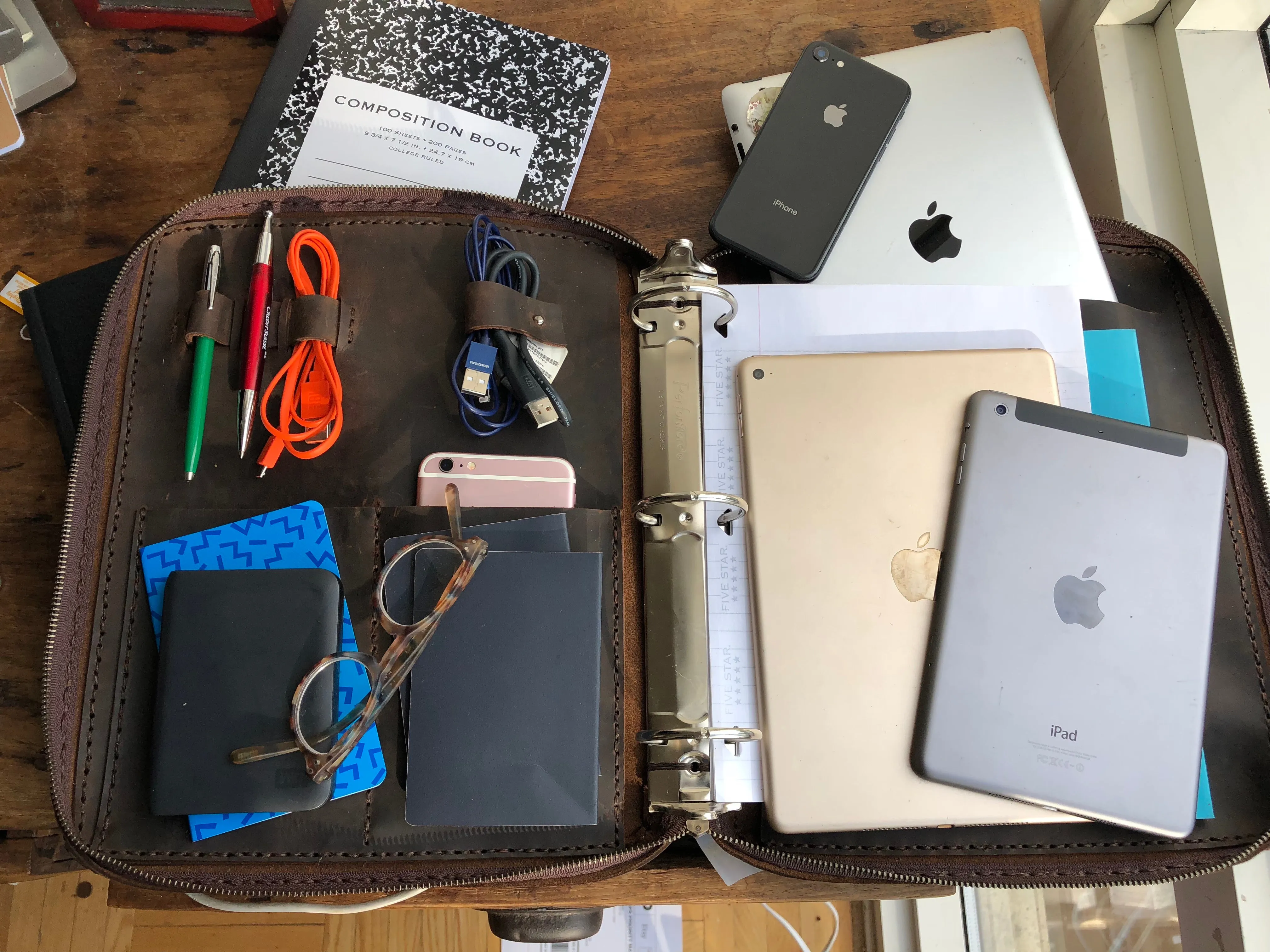 Custom Binder / Zippered Leather Organizer Binder / Portfolio Leather Binder with Zipper