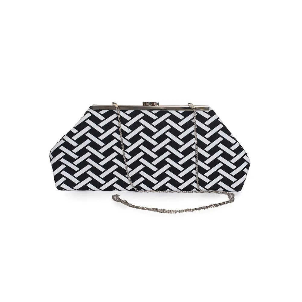 Jazz Clasp- Black & White Chevron Clutch