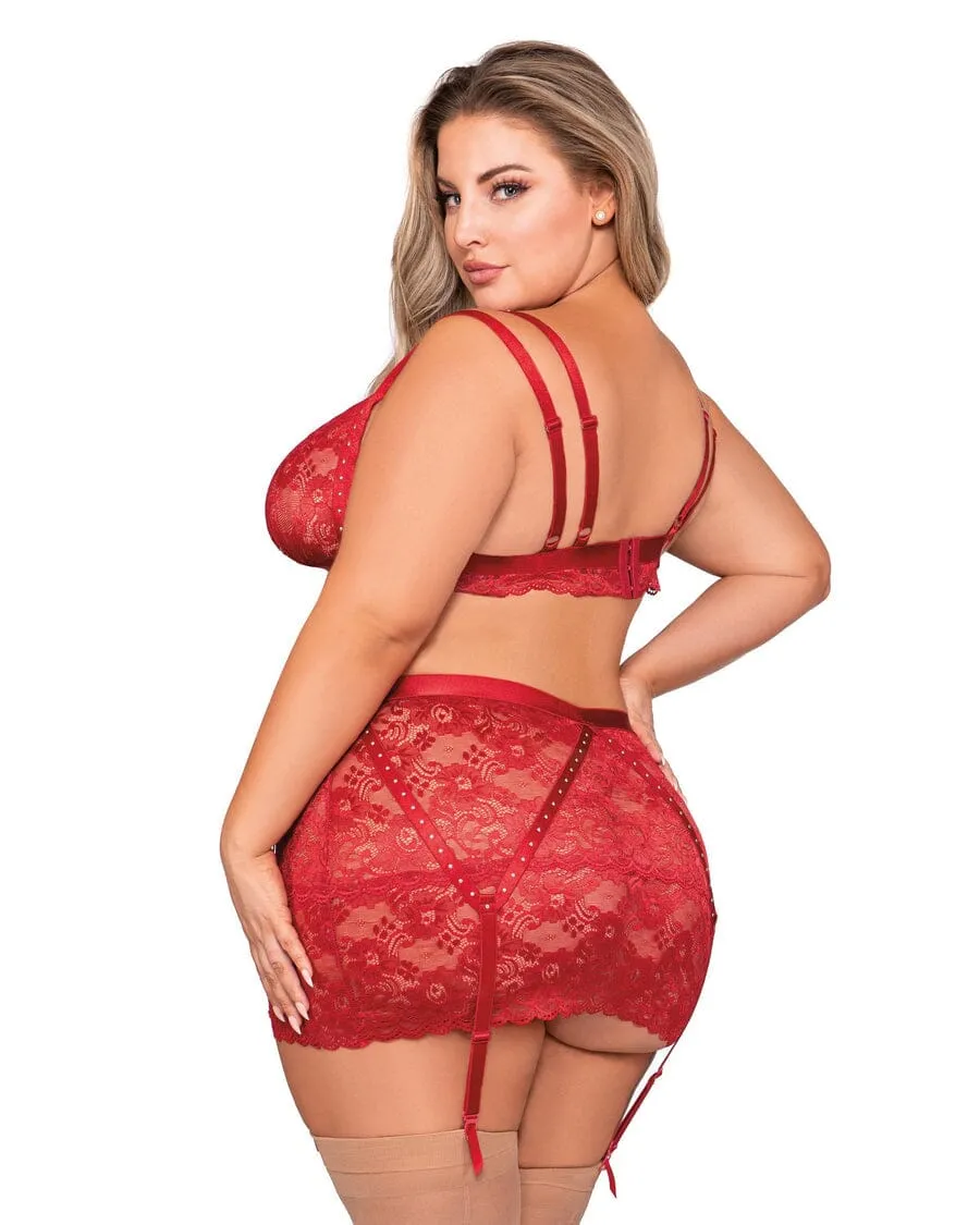 Scalloped Lace Garter and Bralette Set