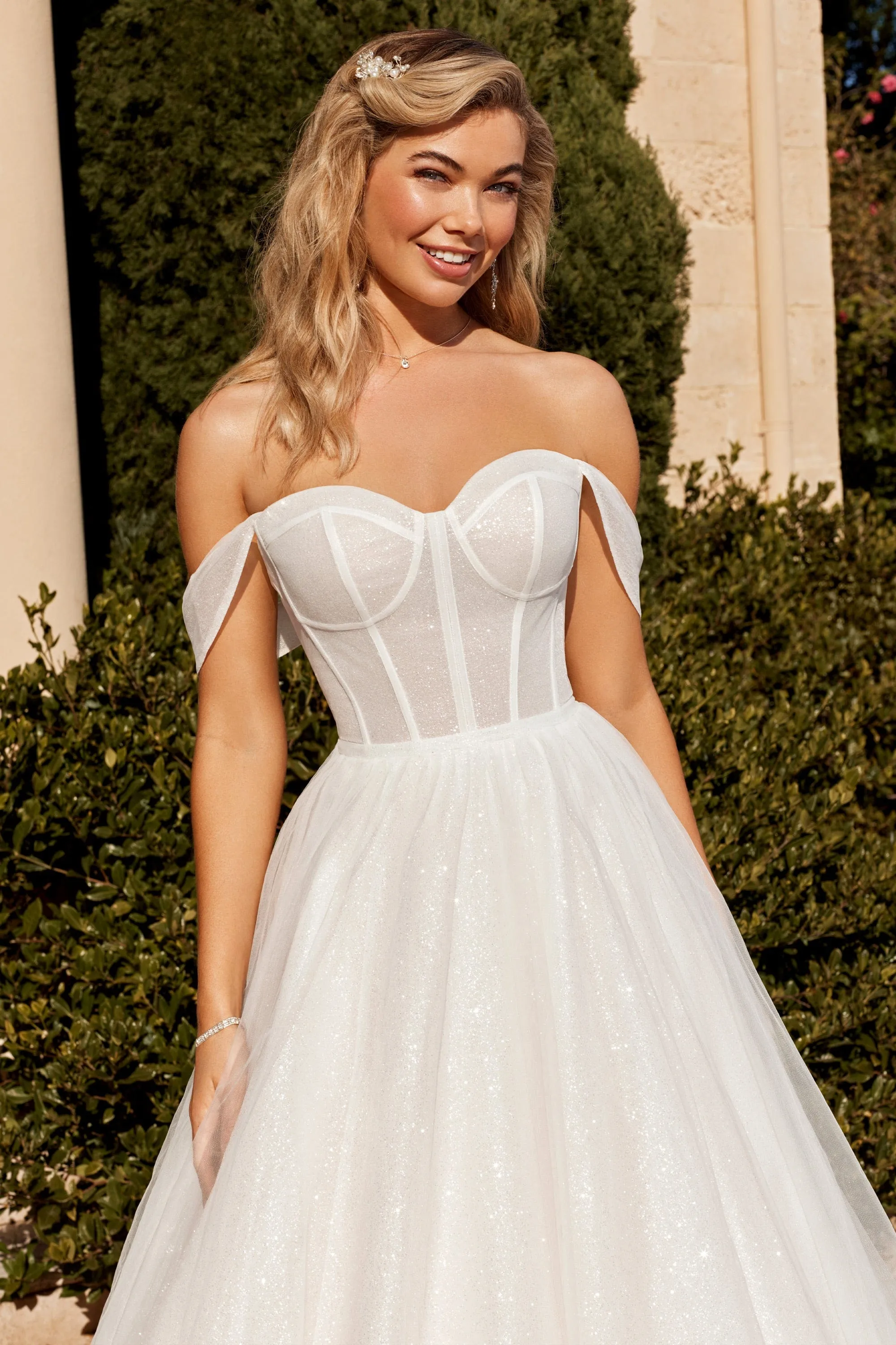 Sophia Tolli: Y3103 - Lazaris