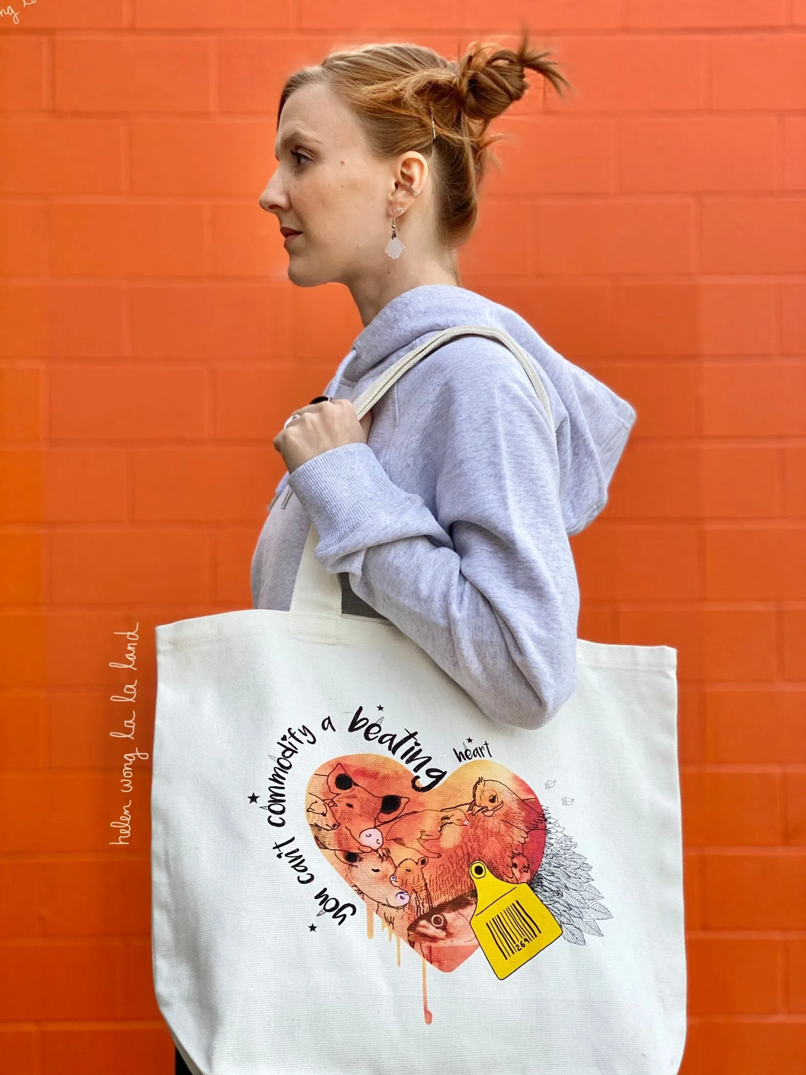 (S/S 2020) Beating Heart shoulder tote in CREAM m