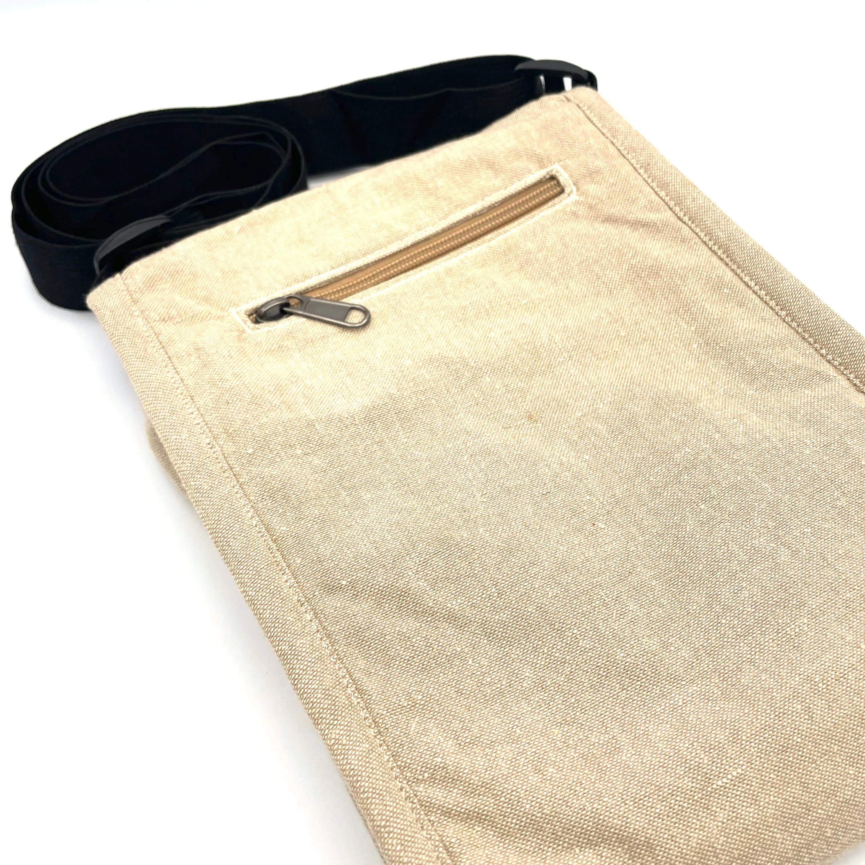 Women of the Cloud Forest - Milk Snake Field Bag